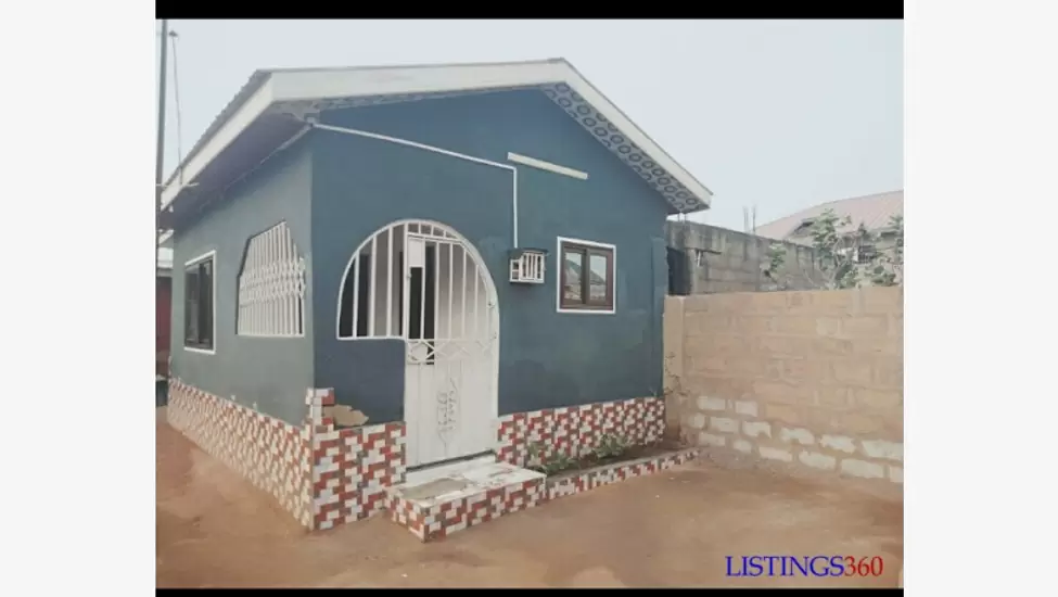 GH¢450 Newly Finished Chamber and hall Self-Contain with Porch + Wardrobe & Personal Utilities
